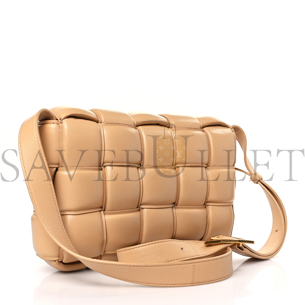 BOTTEGA VENETA NAPPA MAXI INTRECCIATO PADDED CASSETTE CROSSBODY BAG ALMOND (26*18*8cm)