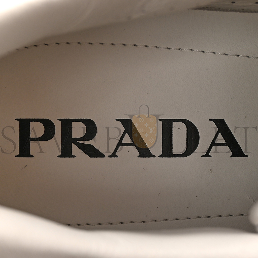 PRADA RE-NYLON SPAZZOLATO METAL TRIANGLE LOGO MENS PRAX 01 45MM SNEAKERS 8 WHITE PRADA RE-NYLON SPAZZOLATO METAL TRIANGLE LOGO MENS PRAX 01 45MM SNEAKERS 8 WHITE