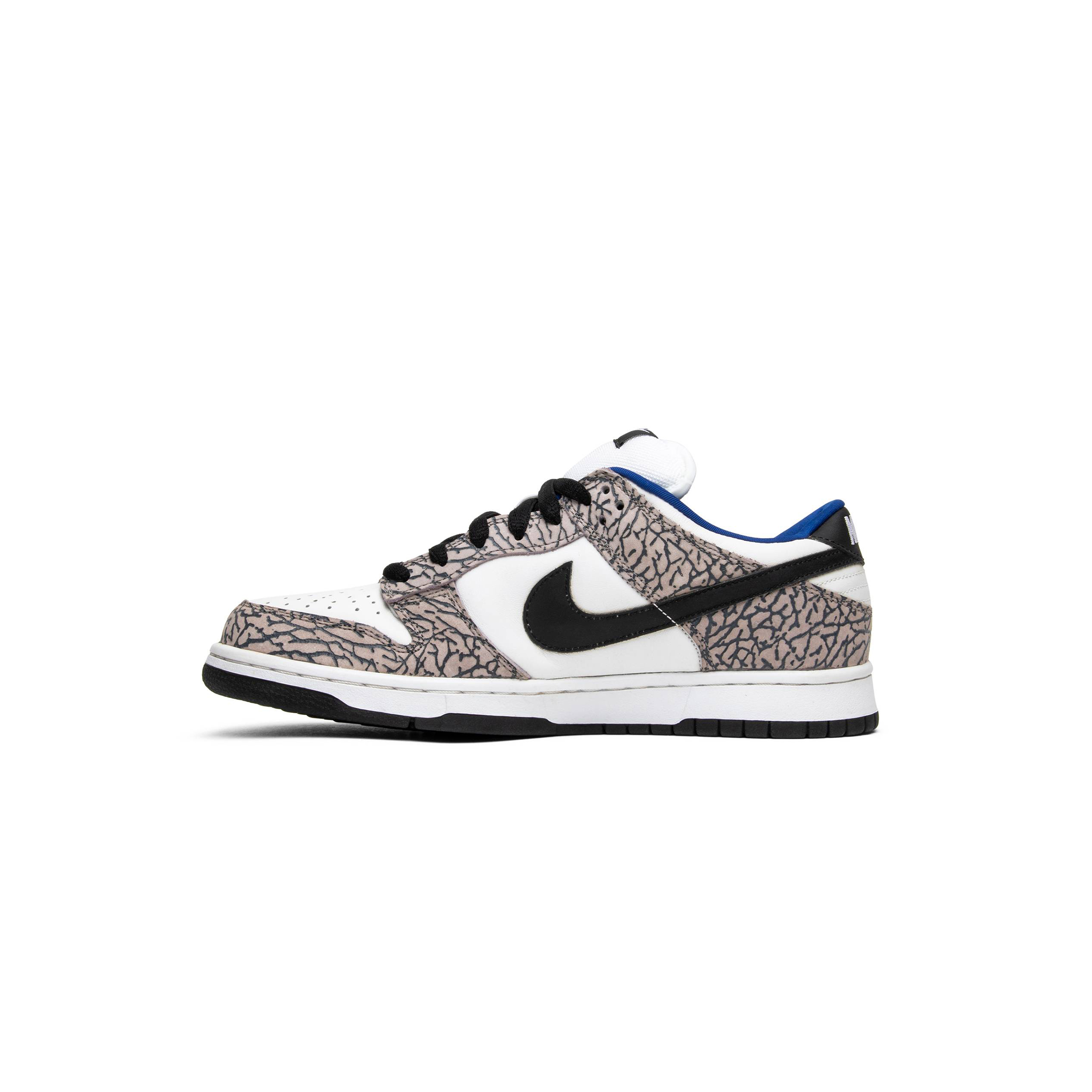 NIKE SUPREME × NIKE SB DUNK LOW WHITE CEMENT 304292-001