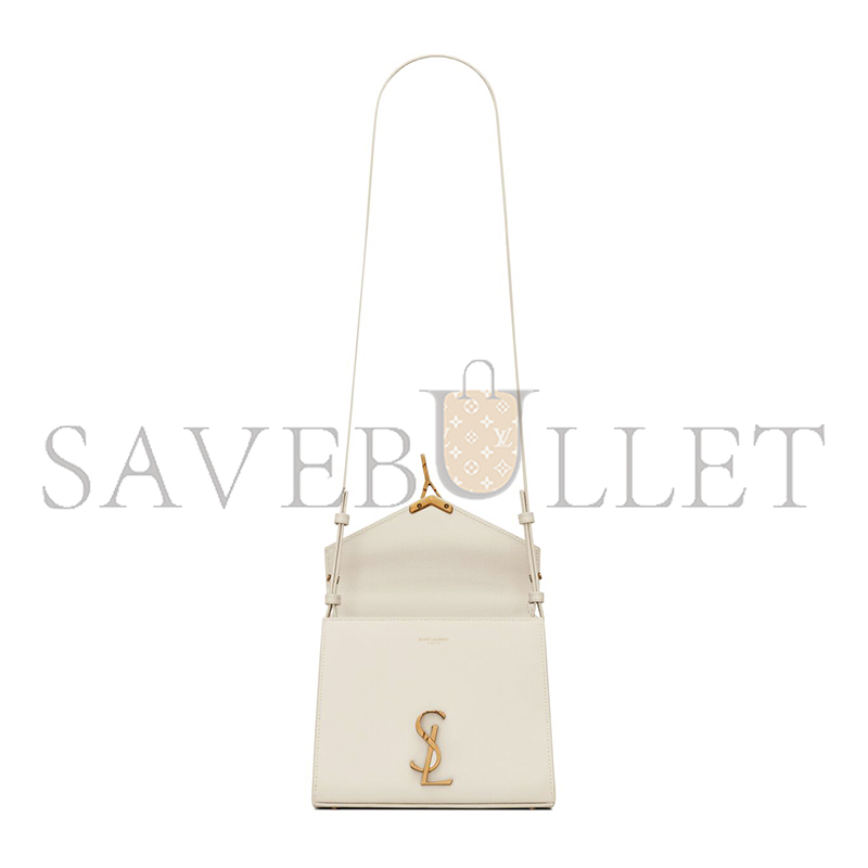 YSL CASSANDRA MINI TOP HANDLE BAG IN GRAIN DE POUDRE EMBOSSED LEATHER 623930BOW0W9207 (20*16*7.5cm) YSL CASSANDRA MINI TOP HANDLE BAG IN GRAIN DE POUDRE EMBOSSED LEATHER 623930BOW0W9207 (20*16*7.5cm)
