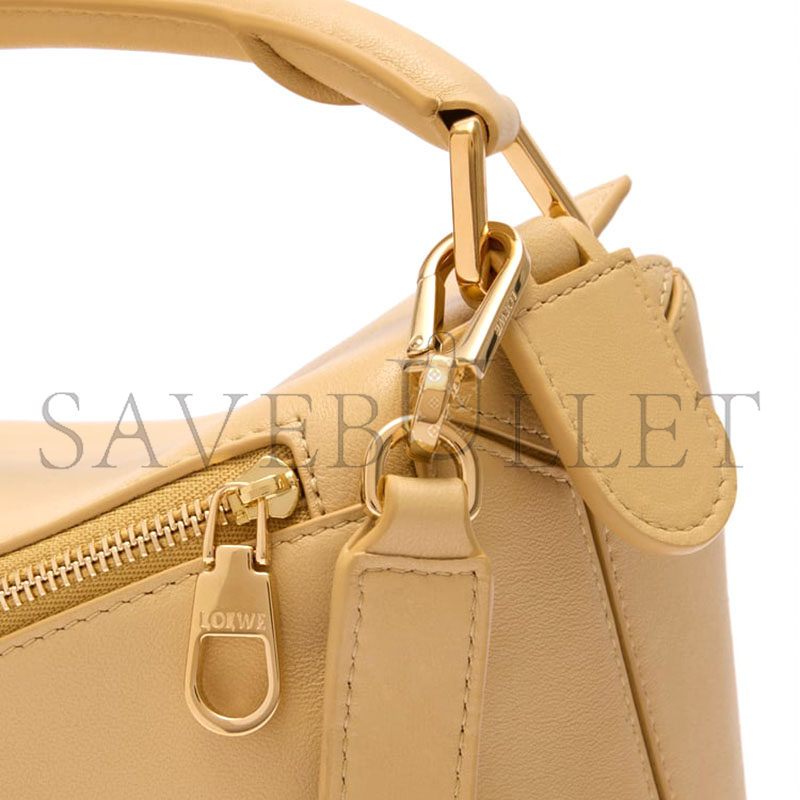 LOEWE SMALL FEATHERLIGHT PUZZLE BAG IN NAPPA LAMBSKIN A510PLSX01 (24*16.5*10.5cm)