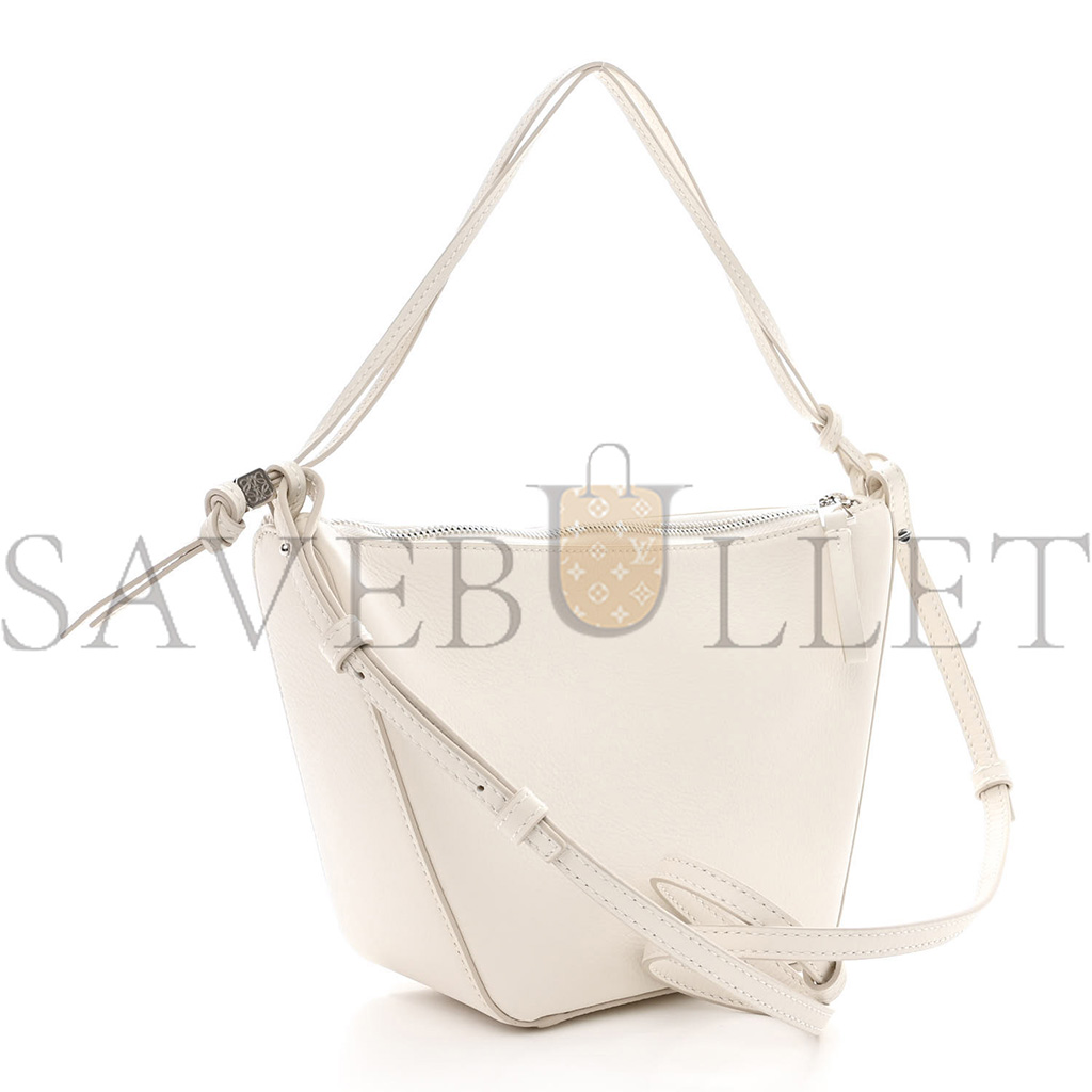 LOEWE CALFSKIN MINI HAMMOCK HOBO SOFT WHITE (17*17*10cm)