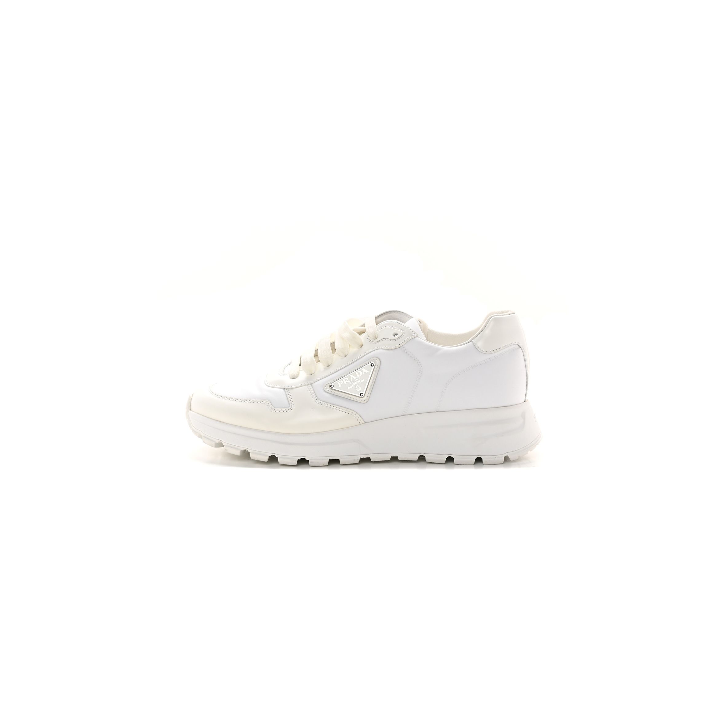 PRADA RE-NYLON SPAZZOLATO METAL TRIANGLE LOGO MENS PRAX 01 45MM SNEAKERS 8 WHITE PRADA RE-NYLON SPAZZOLATO METAL TRIANGLE LOGO MENS PRAX 01 45MM SNEAKERS 8 WHITE