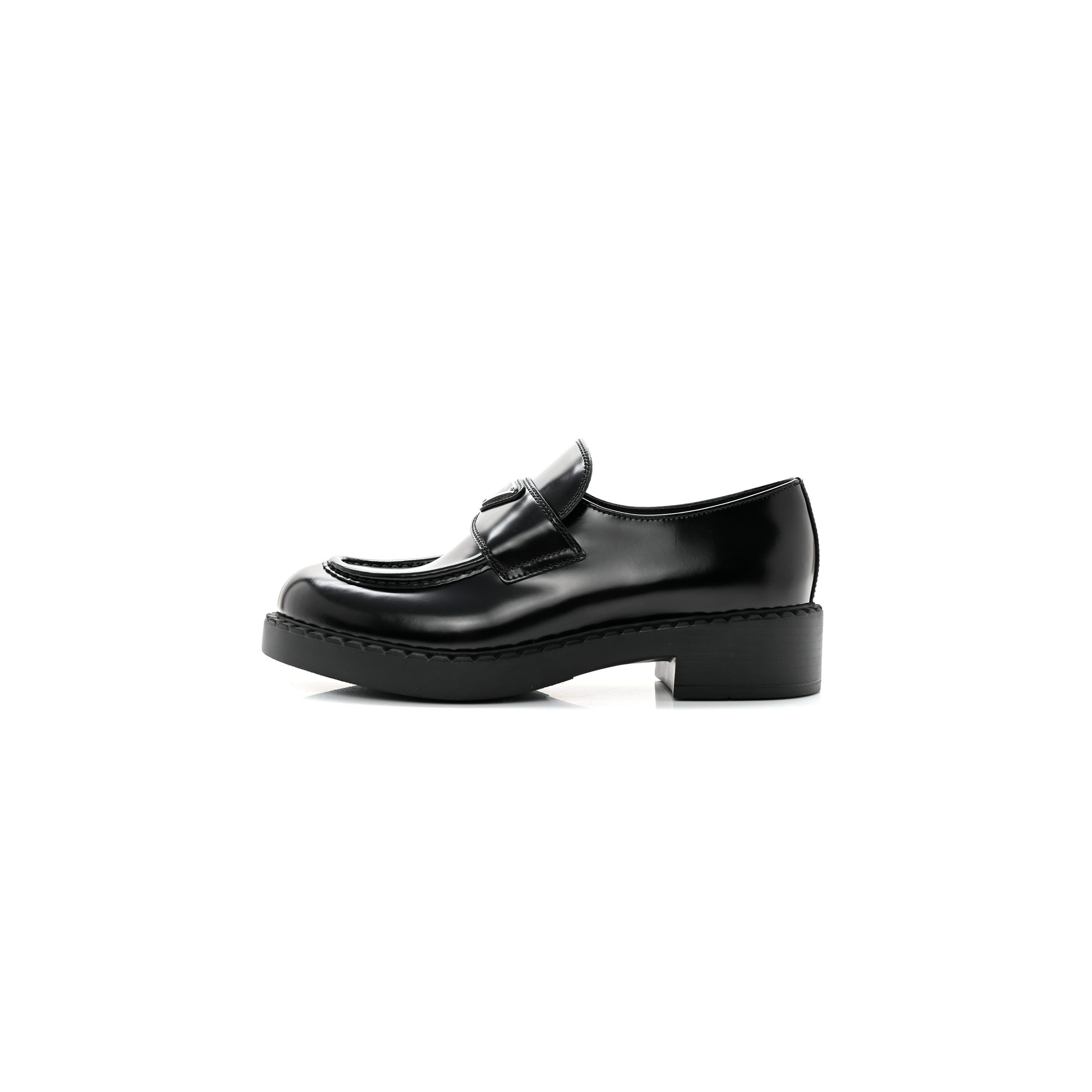 PRADA SPAZZOLATO METAL TRIANGLE LOGO 50MM LOAFERS 40 BLACK PRADA SPAZZOLATO METAL TRIANGLE LOGO 50MM LOAFERS 40 BLACK
